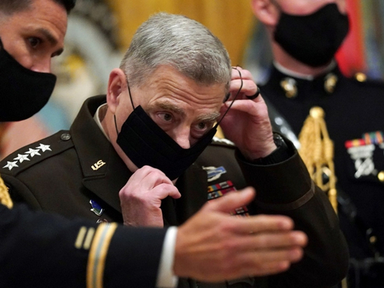 白宫称多名官员确诊未影响运作　美军高层自我隔邻